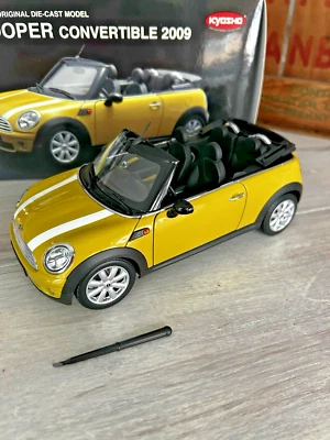 Kyosho 1:18 Mini Cooper Convertible 2009 08749Y Original Box & Packing - Image 1 of 4