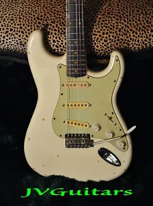JVG ST BODY RELIC 60s NitroLacquer Olympic White Light ORDINA LA TUA JVGuitars - Foto 1 di 10