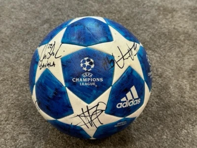2018-19 Match Used Galatasaray UEFA Champions League Team Signed Soccer Ball - Image 1 of 4