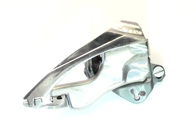 SHIMANO XTR BICYCLE BOTTOM PULL E MOUNT FRONT DERAILLEUR FD-M952 - Image 1 of 2