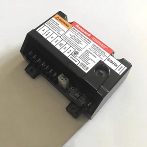 Brand New Honeywell 1pcs S8600M3001 controller 1YEAR WARRANTY in STOCK - Picture 1 of 5