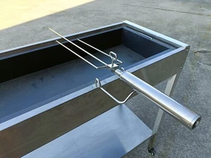 NEW PORTABLE STAINLESS STEEL BBQ SPIT ROTISSERIE SOUVLA FORK SKEWER - Picture 1 of 3