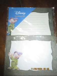 Disneys Schreibwaren Set Notizpapier Umschläge Schneewittchen Zwerge Zwerg Dopey - Bild 1 von 3