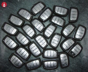 OEM Lot x26 Kia Hyundai Tucson Remote Entry Smartkeys Used Unlocked TQ8-FOB-4F11 - Foto 1 di 2