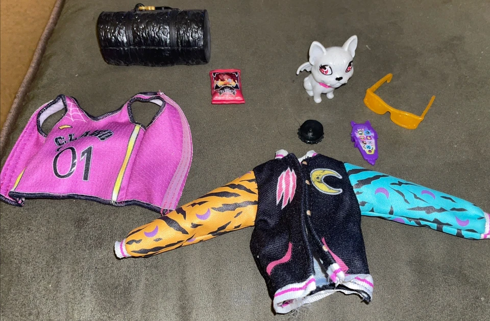 New Monster High Boy Clawd Wolf Doll Outfit and Accessories - Image 1 of 1