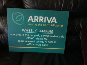 ARRIVA Buses North Midlands Car Park Clamping Sign 24” X 18” - Foto 1 di 2
