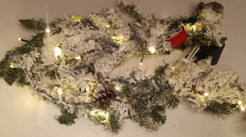 Flocked Christmas Garland 6ft w/ 35 LEDs, Pine Cones Holiday Decor~New - Image 1 of 4