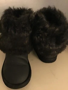 Uggs Jugend Mädchen Leder Fell Kurz Stiefel US 3 Euro 32 - Bild 1 von 11