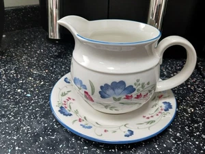 JARRA Y SOPORTE PARA SALSA ROYAL DOULTON WINDERMERE - Imagen 1 de 5