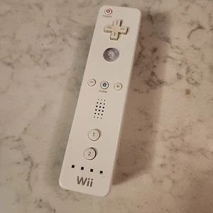 Official Genuine Nintendo Wii Wireless Remote Controller - Tested & Working  - Picture 1 of 5