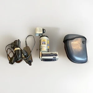 Sony Cyber-shot DSC-F505V 3.3MP Digital Camera + Charger + Flash Light - Silver - Picture 1 of 16