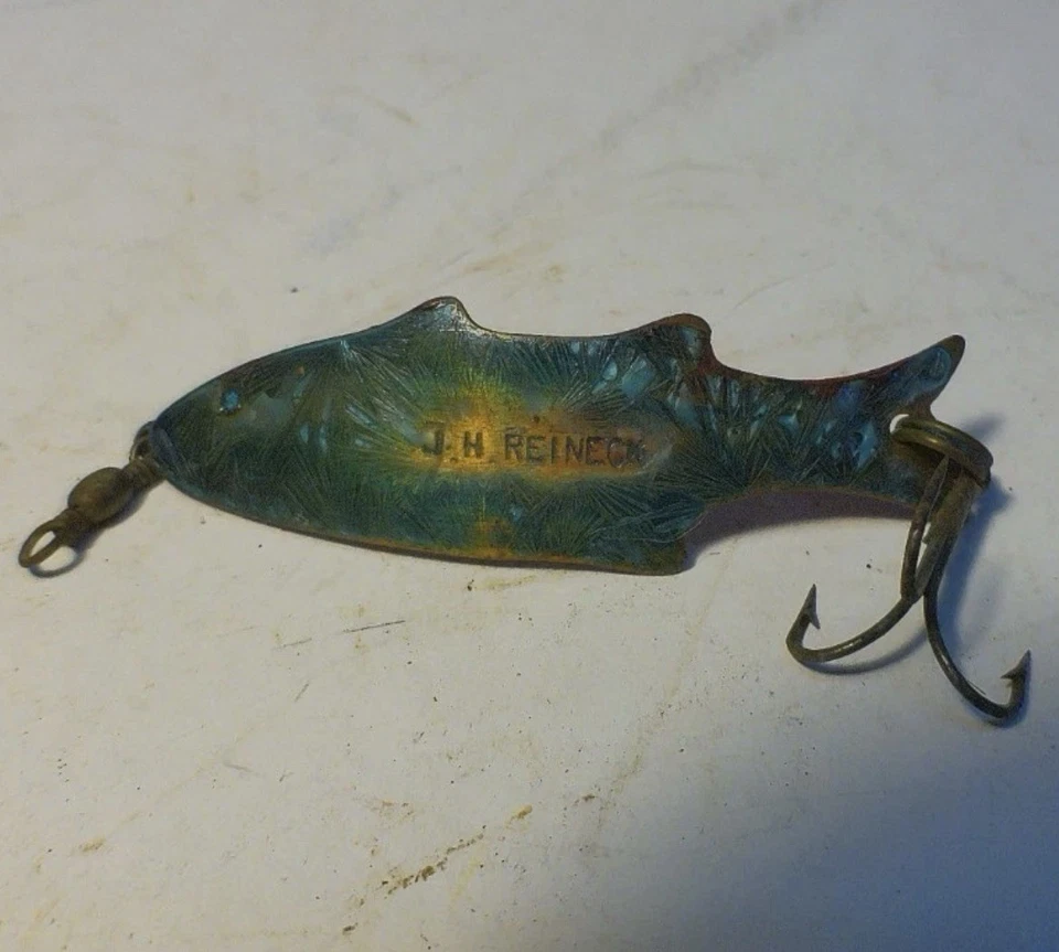 ANTIQUE METAL FISHING LURE J H REINECK  VINTAGE L@@K - Image 1 of 2