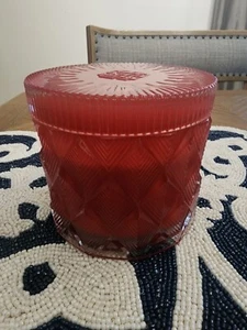 Homeworx by Harry Slatkin Peppermint Amaryllis Candle - Picture 1 of 5