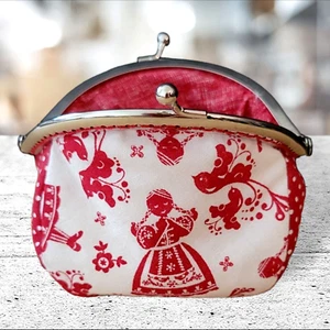 Dutch Girl Birds Flowers Snap Red Purse JoAn Telier Bag - Picture 1 of 6