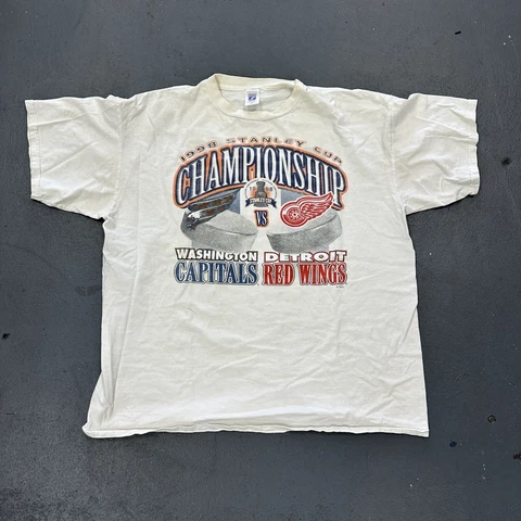 Vintage Detroit Red Wings Capitals Hockey, 97 98 Stanley Cup, men’s t-shirt, XXL Cover