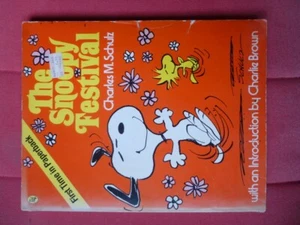 The Snoopy Festival by Charles M Schulz Paperback Edition 1980  Holt Reinhart  - Bild 1 von 4