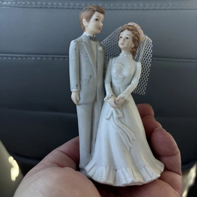 Topper de pastel vintage de novia y novio Lefton The Christopher Collection 1984 Foto 1 de 4