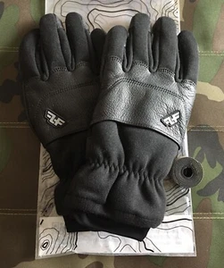 Line of Fire Fly By Black Gloves L With 36” Tegs Tape Included. - Bild 1 von 7