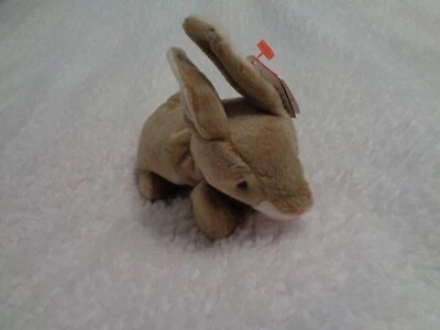 TY Beanie Babies Nibbly the Rabbit - Image 1 of 4