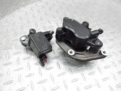 Lote de pinzas de cilindro maestro de freno delantero Honda CBR300 CBR300R 2015 15-19 Foto 1 de 4