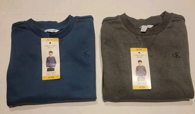 Paquete de 2 sudaderas juveniles de felpa francesa con cuello redondo azul/gris de Calvin Klein; talla S-7/8   Foto 1 de 4