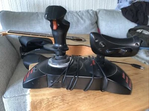 THRUSTMASTER T. FLIGHT HOTAS X FLIGHT STICK CONTROLS PS3 & PC CONTROLLER - Picture 1 of 1
