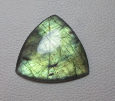 Labradorite Cabochon Trillion Shape 87.10 Cts Natural Loose Gemstone G 7716 - Image 1 of 4