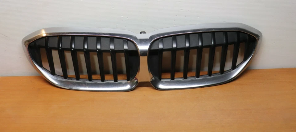 2018 2019 2020 BMW 3 SERIES M3 G20/G21 ПЕРЕДНЯЯ РЕШЕТКА ОТ ОРИГИНАЛЬНОГО ПРОИЗВОДИТЕЛЯ 511319297610  - Изображение 1 из 4