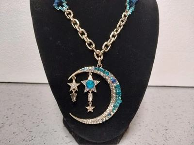 Betsey Johnson 蓝月亮和星星项链蓝色天鹅绒新月天堂 — 第 1/4 张图片