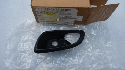 2011-2020 Dodge Journey Front Left Driver Interior Door Handle Cover 3001033LFN Foto 1 de 4