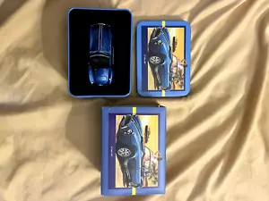 Vintage Elegance 1965 AC Cobra Diecast Mini Car mit Metalldose Sammlerstück selten - Bild 1 von 1