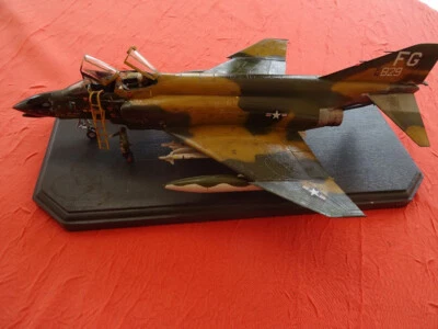 avion monté 1/48 phantom F-4C vietnam war - Photo 1/4