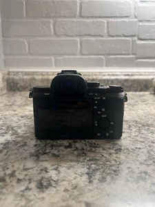 Sony Alpha A7 II Lens Kit Digital Camera - Black (Kit with FE- 18-105 - Picture 1 of 4