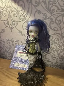 MATTEL Monster High Doll SIRENA VON BOO Doll Freaky Fusion - Picture 1 of 3