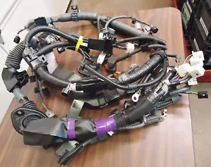 TOYOTA HIGHLANDER 2011... NEW ENGIN WIRE HARNESS ASSY 82121-0E120 - Picture 1 of 3