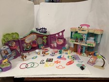 Littlest pet shop 16 pets at clubhouse and beach house Lots of accessories GREAT