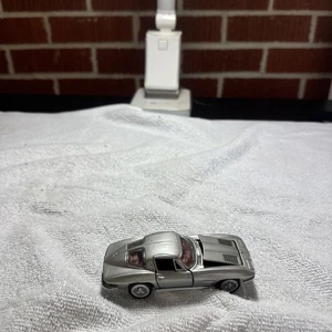 Franklin Mint 1963 Corvette Stingray Split Window 1/43 Scale Silver F3 - Picture 1 of 5