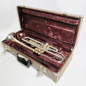 Yamaha YTR-3320S Trumpet w/hardcase,mouthpiece Tested from japan - Picture 1 of 19