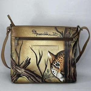 ANUSCHKA Leder Handbemalt Crossbody Organizer Tasche Green Eye African Leopard - Bild 1 von 24