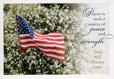 Tarjeta de felicitación cristiana de simpatía Precious Memories bandera americana flores blancas Foto 1 de 4