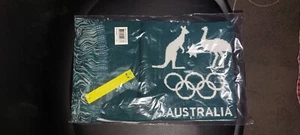 ~*~OLYMPIC GAMES TEAM AUSTRALIA SCARF 2024 ADULT~BRAND NEW WITH TAGS~*~ - Picture 1 of 2