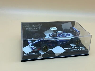 Modellino auto. Confezione originale mai usata. Ottime condizioni - Immagine 1 di 3