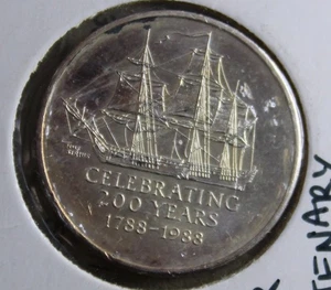 * NICE 1988 SILVER MEDAL BUILDING NATION TOGETHER  BICENTENNIAL  #ZJN30 - Picture 1 of 10