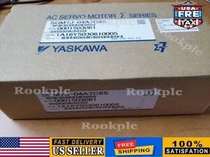 One Brand New Yaskawa SGM7J-04A7C6S Servo Motor - Picture 1 of 4
