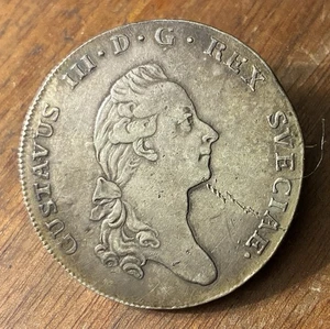 1776 Coin Brooch, Sweden 1 Riksdaler, 3 Daler Coin, King Gustav III - Picture 1 of 8