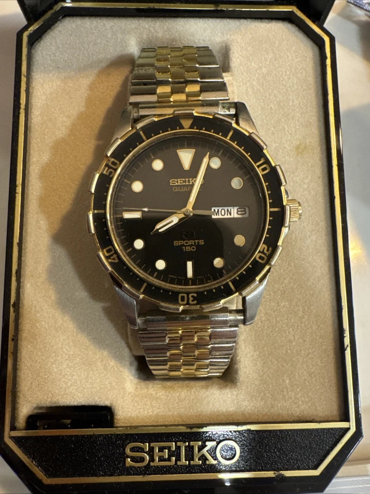 Seiko SQ Sports 150 Day/Date Diver Watch 7N43-7A49 Black Dial, Silver/Gold Case Foto 1 de 1