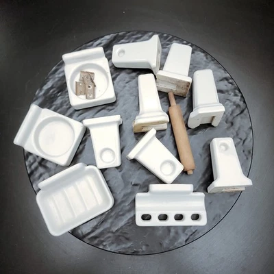 Lote de accesorios de baño de porcelana blanca de colección jabón + toalla + TP + cepillo de dientes Foto 1 de 4