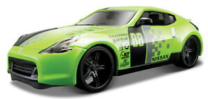 NISSAN 370Z 1:24 Scale Diecast Model Toy Car Metal Miniature Green
