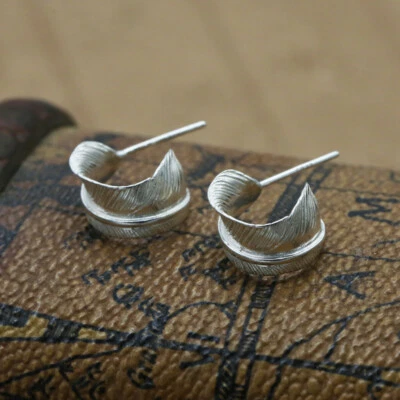 Boho-chic S925 Sterling Silver Unique Feather Design Hoop Ear Stud Earrings - Image 1 of 4