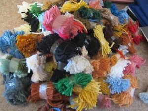 Latch Hook Rug Yarn Leftovers Sorted Colors - Picture 1 of 5